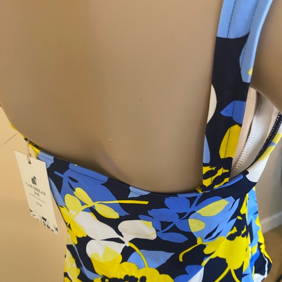 Caribbean Joe Blue and Yellow Floral Tankini Top only - Picture 4 of 11